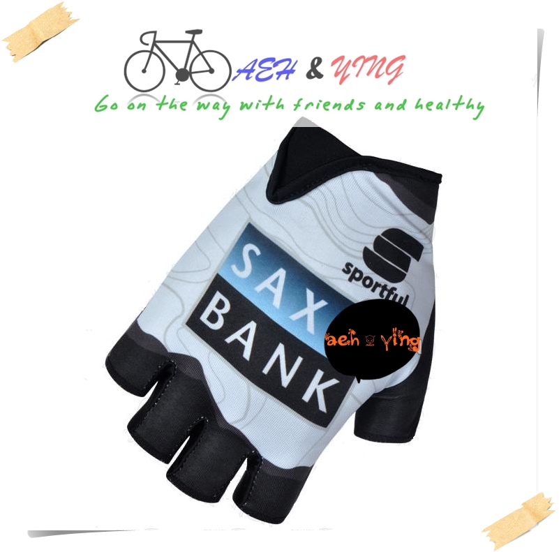 Saxobank glove.jpg