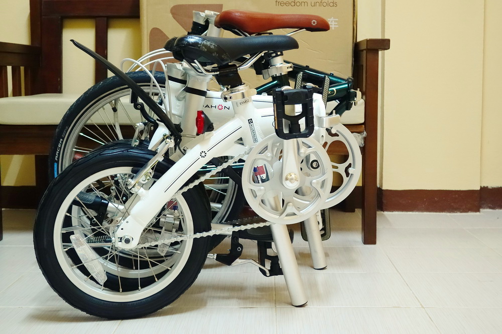 Dahon Boardwalk 2015 vs Dahon Dove BYA412_2.jpg