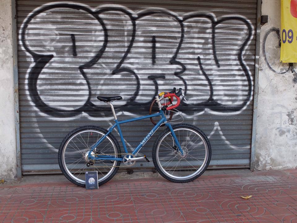 VO Piolet Bike Cafe 009.jpg