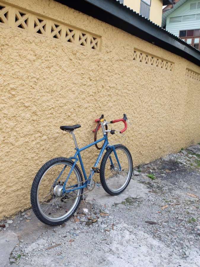 VO Piolet Bike Cafe 014.jpg