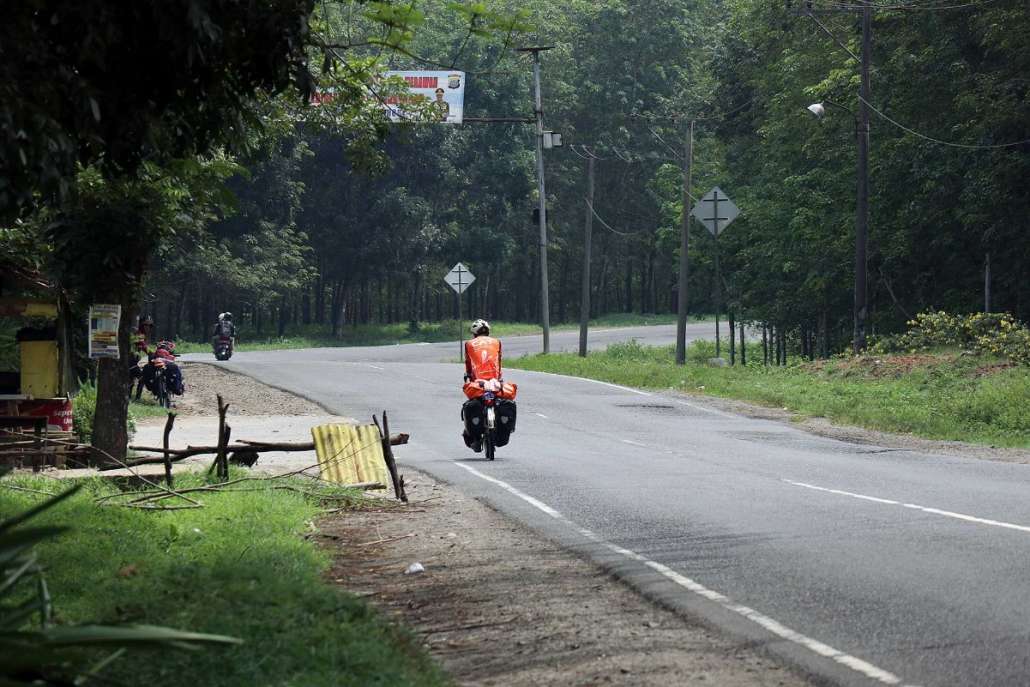 180508110614PantaiSialangBuah079r.jpg