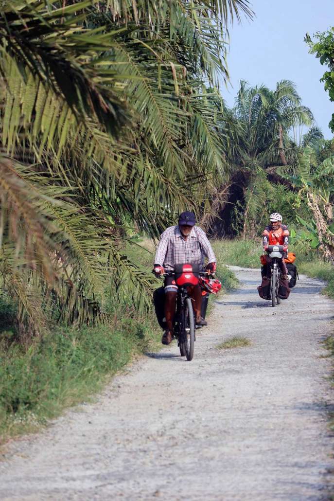 180508163855PantaiSialangBuah158r.jpg