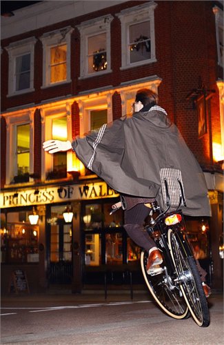 brooks-boultbee-oxford-roll-up-rain-cape-[4]-2664-p.jpg