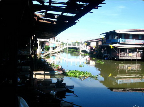 ตลาดบางคูลัด 2.jpg