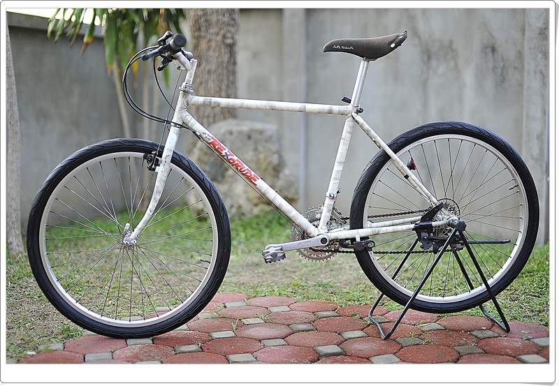 เสือโครโม MARUISHI REZORUDE สีขาวลายควัน...( ขายแล้วครับ ) - ThaiMTB.com