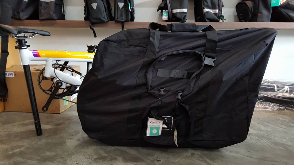 กระเป๋าสวยๆ จากVINCITA มูลค่า 1,090.- <br />#วัสดุผ้าโพลีเอสเตอร์ 600D เคลือบกันน้ำ
