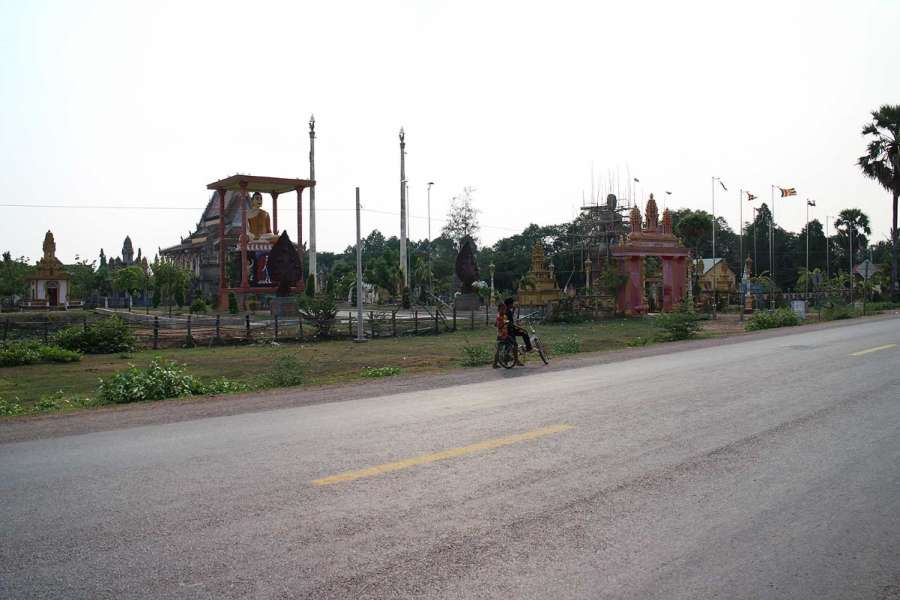 160427Cambodia043r.jpg