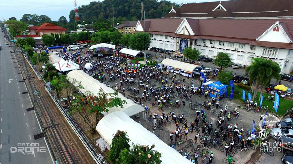 ภาพมุมสูง บรรยากาศภายในงาน