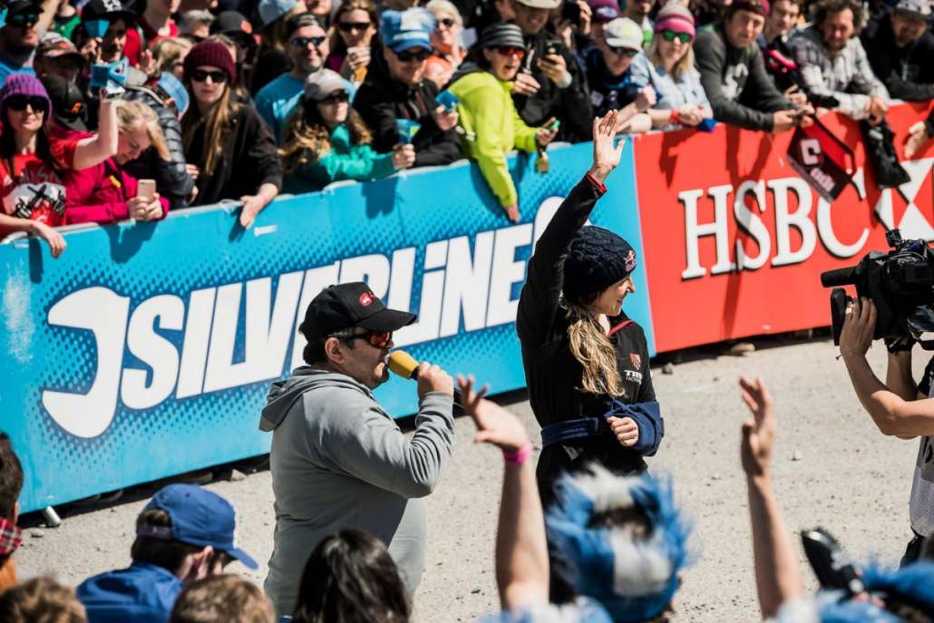 injured-rachel-atherton-meets-the-fans-at-the-2017-fort-william-world-cup.jpg