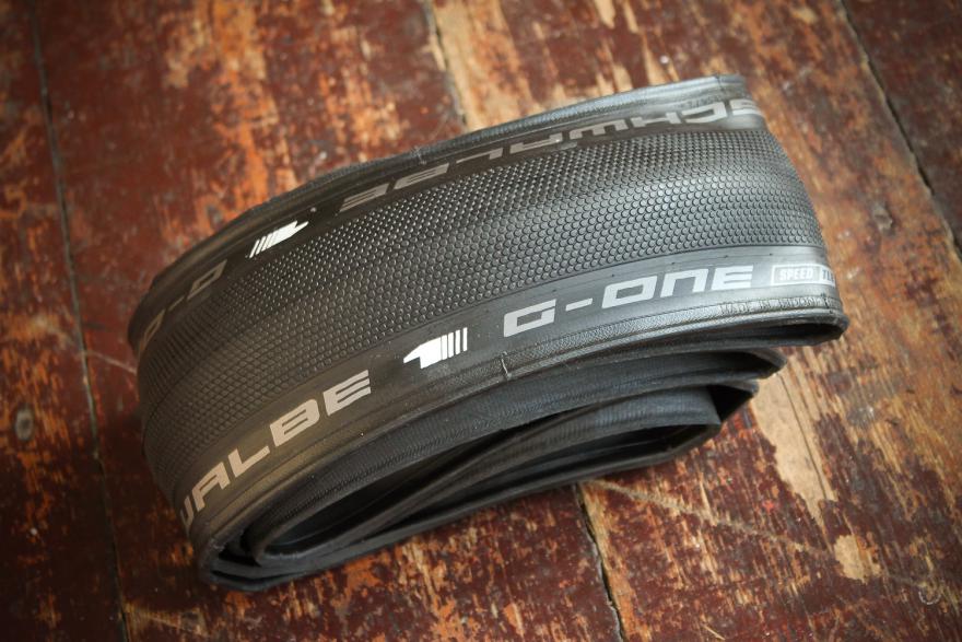 schwalbe-g-one-speed-microskin-tl-easy-folding-road-tyre.jpg