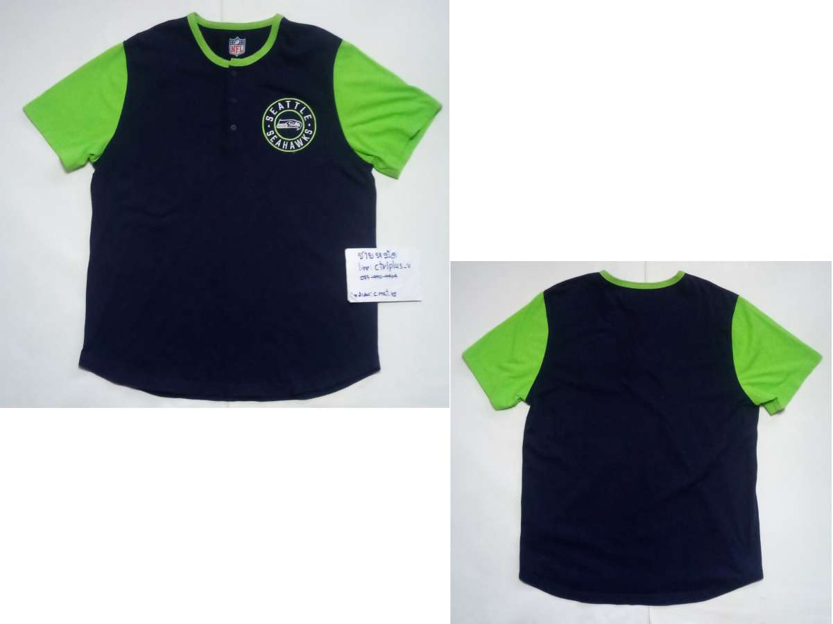 9. เสื้อยืด NFL : SEATTLE SEAHAWKS T-shirt<br /><br />- สีกรมท่า<br />- ป้าย NFL size XL<br />- วัดอก 23 นิ้ว ยาว 30.5 นิ้ว<br />- ผ้าไมหนาไม่บาง<br />- อาร์มปัก , คอกระดุม<br />- ผ้าใช้งานแล้ว<br />- มือสอง สะอาด สภาพดี ไม่ขาดไม่รู<br /><br />* ซักแล้วเก็บก่อนถ่ายรูป<br /><br /><br />Vาย 100 บาท<br />+ 30 ส่งลงทะเบียน / + 50 ส่งอีเอ็มเอส